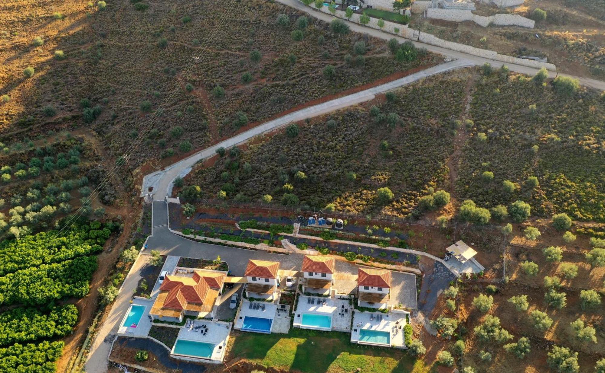 Апартаменты Gregory'S Farm Lefkakia Экстерьер фото